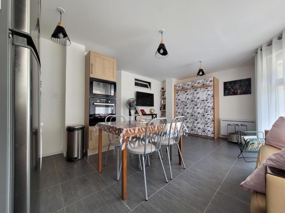 Appartement Salbris- Parking Gratuit 外观 照片